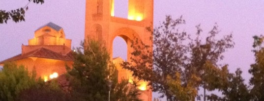 Parroquia Santa María de Caná is one of สถานที่ที่ Jose ถูกใจ.