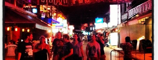 Pub Street is one of Cambodia Tips & Epic Picks.