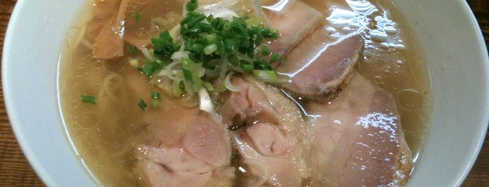 町田汁場 しおらーめん進化 is one of カズ氏おすすめの麺処LIST.