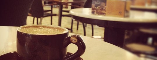 OldTown White Coffee is one of Tempat yang Disukai Rahmat.