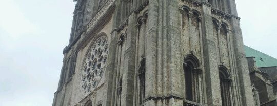 Cathédrale Notre-Dame de Chartres is one of DIVINE ILLUMINATIONS.