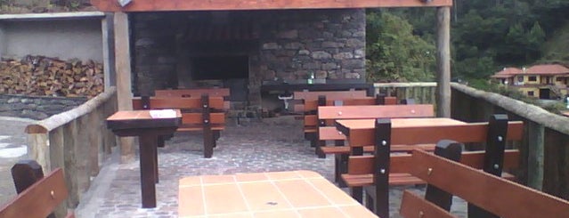 Bar Roque is one of Tascas Madeira.