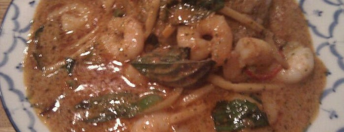 トゥクトゥク is one of Asian Food.