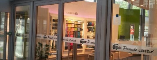 Lacoste is one of Kevin'in Beğendiği Mekanlar.