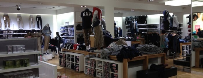 GAP is one of London Oxford St to West End.