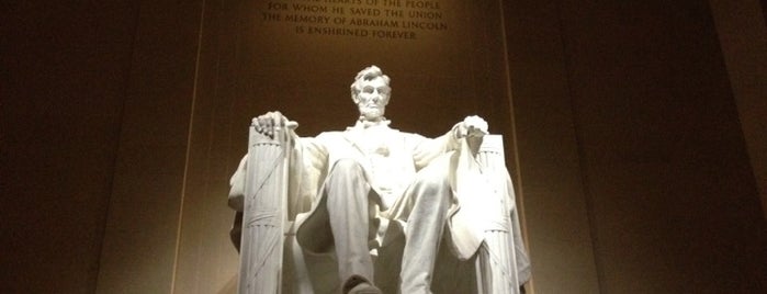 Mémorial Lincoln is one of D.C. spots.