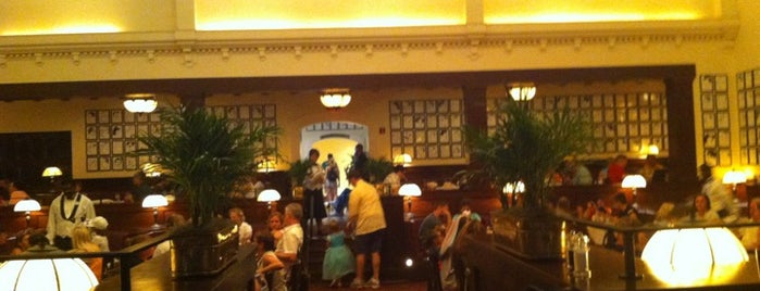 The Hollywood Brown Derby is one of Walt Disney World.