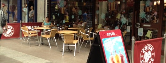 Costa Coffee is one of Posti che sono piaciuti a İbrahim.