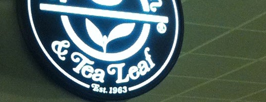 The Coffee Bean & Tea Leaf is one of Singapore's Checkins.