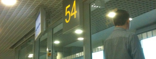Gate 54 is one of Lugares favoritos de АЛЕНА.