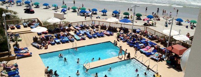 Hilton Myrtle Beach Resort is one of Tempat yang Disukai Laura.