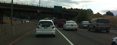 I405 is one of bus commute.