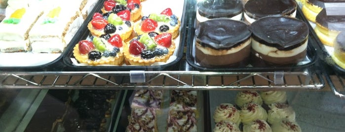 Lyndell's Bakery is one of Bakeries // Boston.