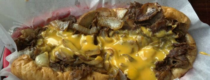 Boo's Philly Cheesesteaks and Hoagies is one of Lieux qui ont plu à Karl.