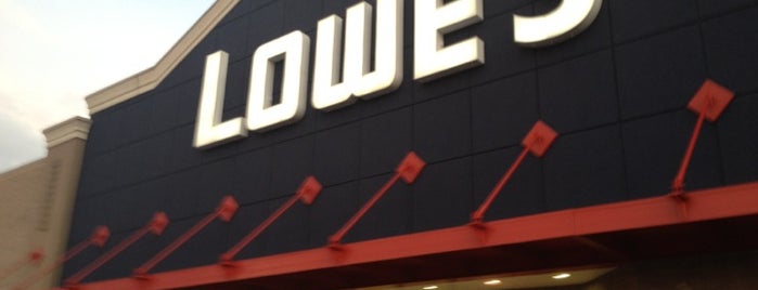 Lowe's is one of Stephen : понравившиеся места.