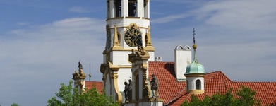 Iglesias de Loreto is one of Viaje a Praga.