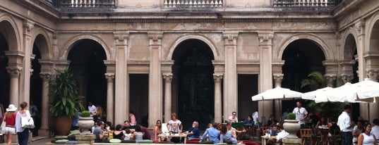 Parque Lage is one of Rio to do.