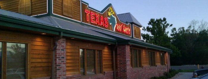 Texas Roadhouse is one of สถานที่ที่ Eve ถูกใจ.