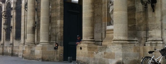 Hôtel de ville de Bordeaux – Palais Rohan is one of Merveilles Bordelaise.