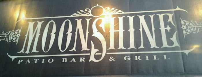 Moonshine Patio Bar & Grill is one of Places I've been.
