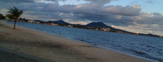 Iguaba Grande is one of สถานที่ที่ Flor ถูกใจ.