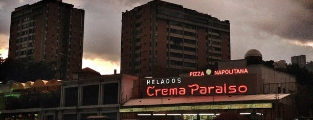 Crema Paraíso is one of สถานที่ที่ Kiberly ถูกใจ.