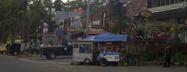 Komplek Distro Trunojoyo is one of Bandung City Part 2.