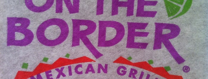 On The Border Mexican Grill & Cantina is one of Tempat yang Disukai Oscar.