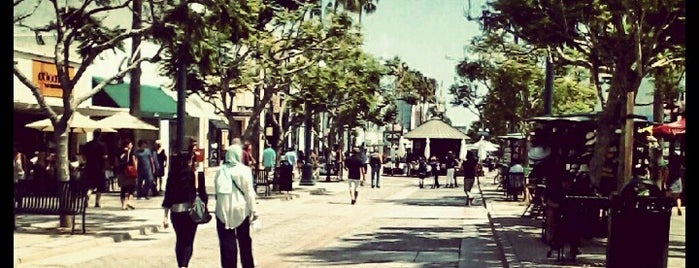 Third Street Promenade is one of LA 2014.