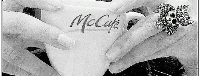 McCafé is one of Café em Porto.