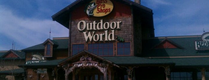 Bass Pro Shops is one of Darek’s Liked Places.