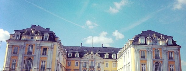 Schloss Augustusburg is one of Schlösser & Burgen in Deutschland.