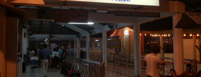 Mersing Passenger Jetty is one of Tempat yang Disukai Kaeinux.