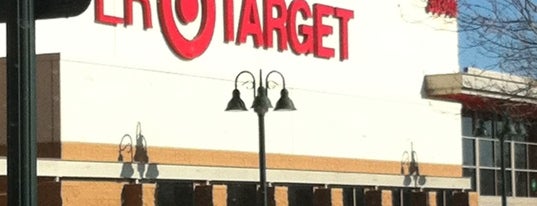 Target is one of Lugares favoritos de Kim.