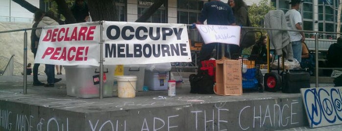 Occupy Melbourne is one of Couchsurfing Safari.