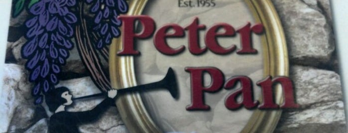Peter Pan Diner is one of Locais curtidos por Tim.