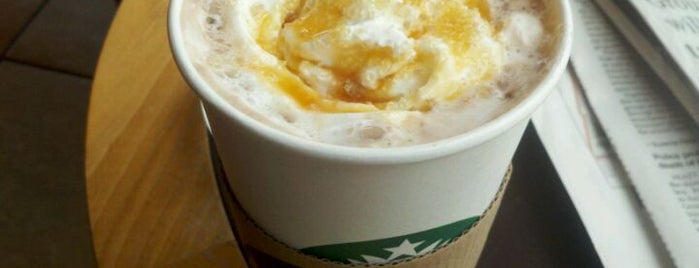 Starbucks is one of Lugares favoritos de Susan.