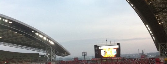 Saitama Stadium 2002 is one of Jリーグで使用されるスタジアム一覧.