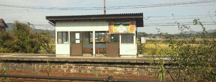 Matsue English Garden mae Station is one of 一畑電鉄 北松江線.