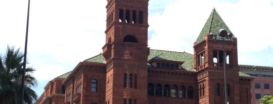 Bexar County Courthouse is one of Scooby's Traveling List Badge.