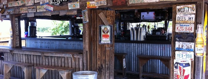 PCI Beach Bar is one of สถานที่ที่บันทึกไว้ของ Kimmie.
