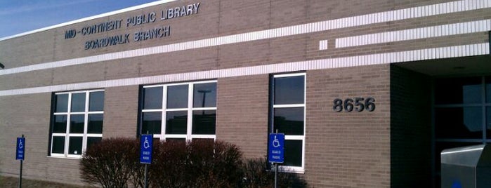 Mid-Continent Public Library Boardwalk Branch is one of Posti che sono piaciuti a Ellen.