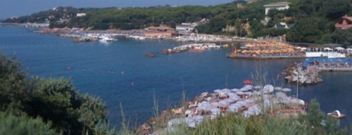 Castiglioncello is one of Le mie spiagge preferite.