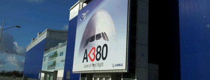 Let's Visit Airbus - Visite A380 is one of La Ville en Rose.