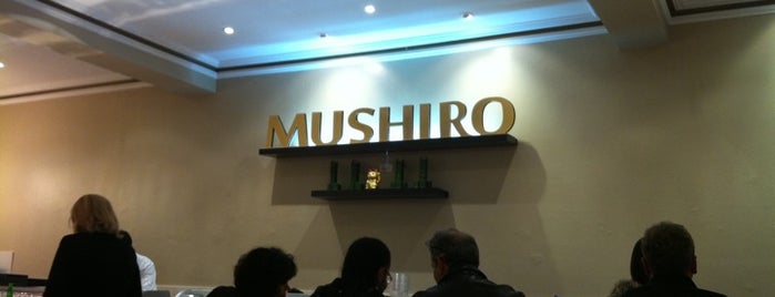 Mushiro is one of สถานที่ที่ Dasha ถูกใจ.