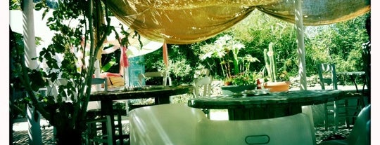 Hippy's is one of Sisam.