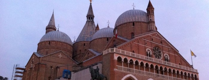 Basilica di Sant'Antonio da Padova is one of #4sqCities #Padova - Tips for travellers!.