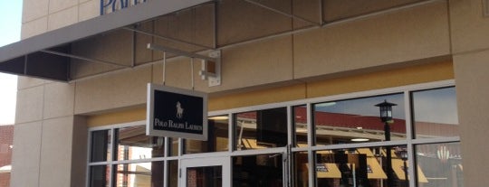 Polo Ralph Lauren Factory Store is one of สถานที่ที่ Gilberto ถูกใจ.