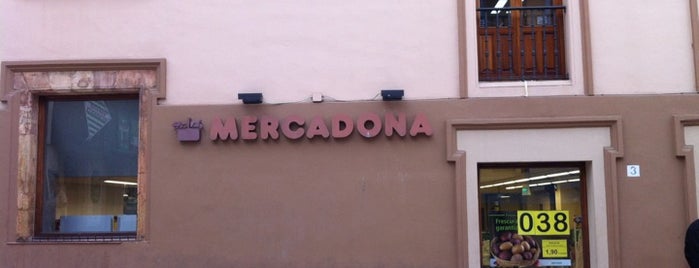 Mercadona is one of Lugares favoritos de Bribble.