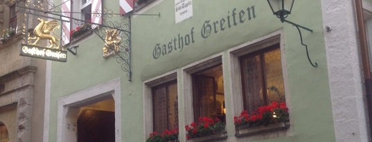 Hotel-Gasthof Goldener Greifen is one of Orte, die Adam gefallen.